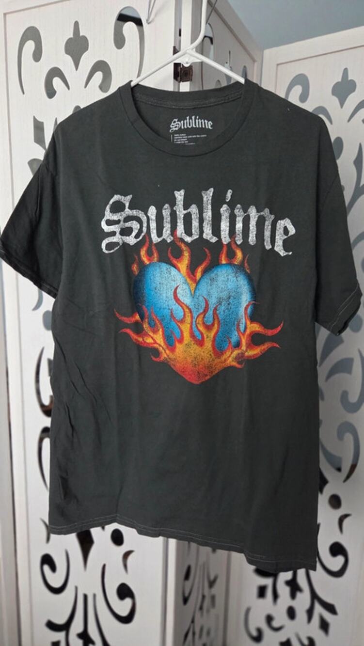NWOT Sublime Blue Flaming Heart Band Graphic Tee Shirt M/L